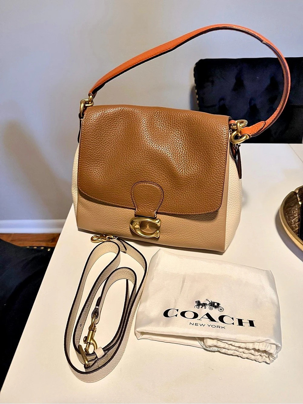 Coach May color block Shoulder Bag Like New